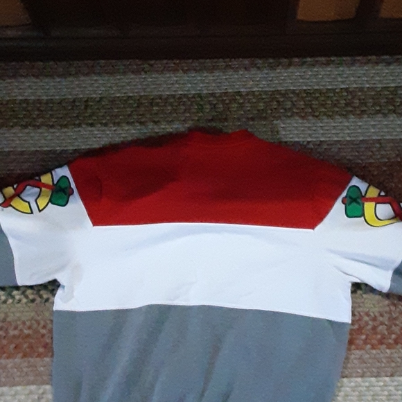 Sweater - Picture 4 of 4